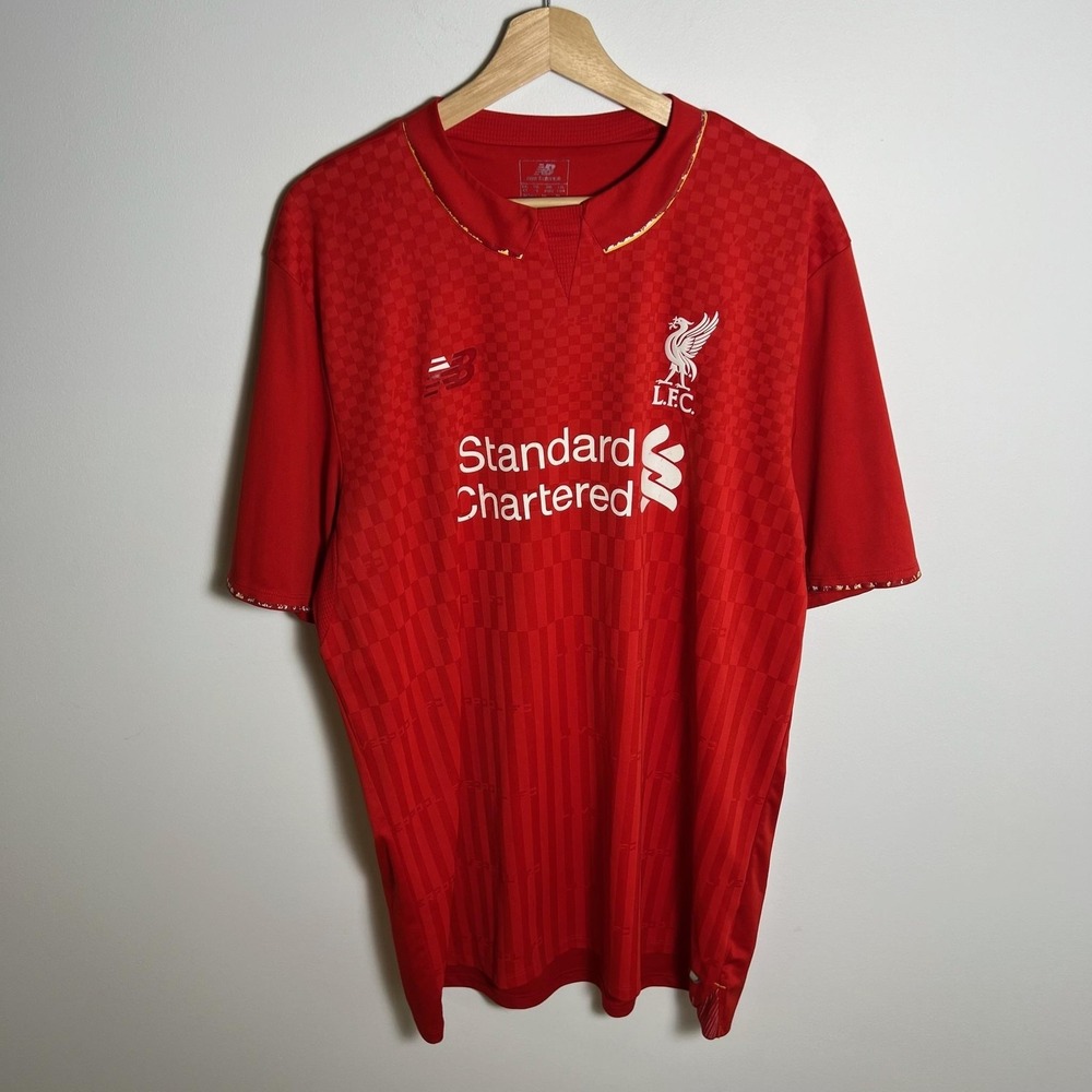 Liverpool FC Jersey Mens 2XL Red Soccer Football New Balance Standard Chartered